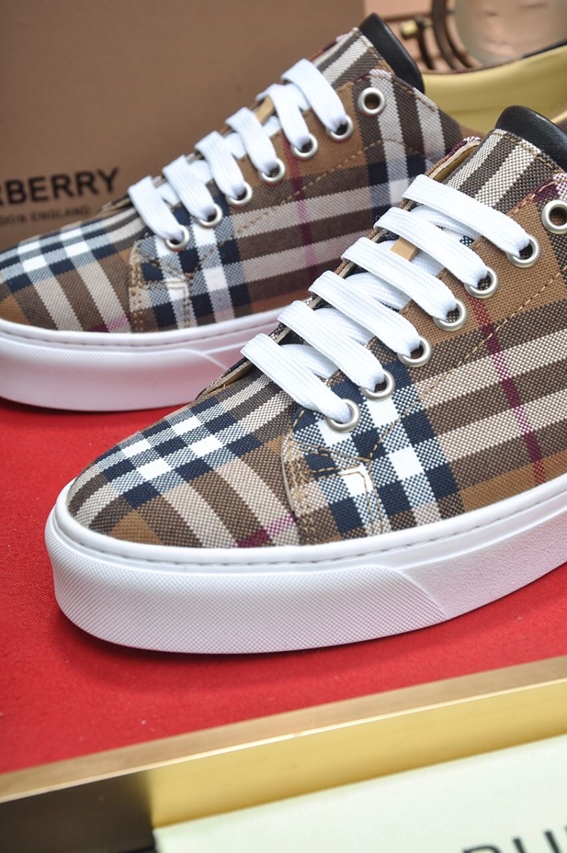 Burberry Sneakers